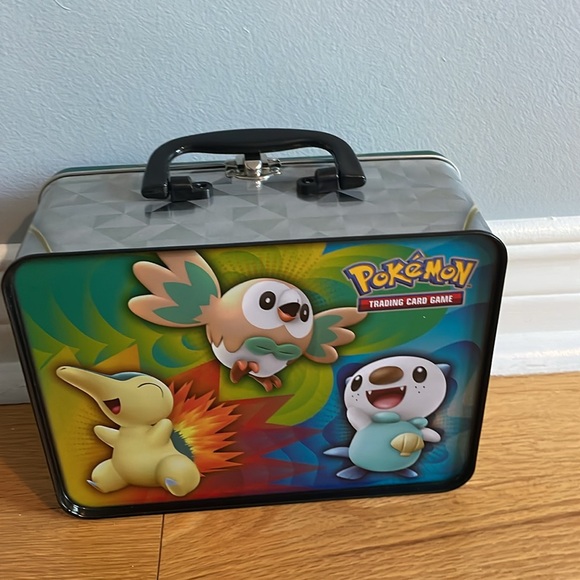 MYSTERY POKÉMON BOX. GX, V MAX, EX. - Picture 2 of 4